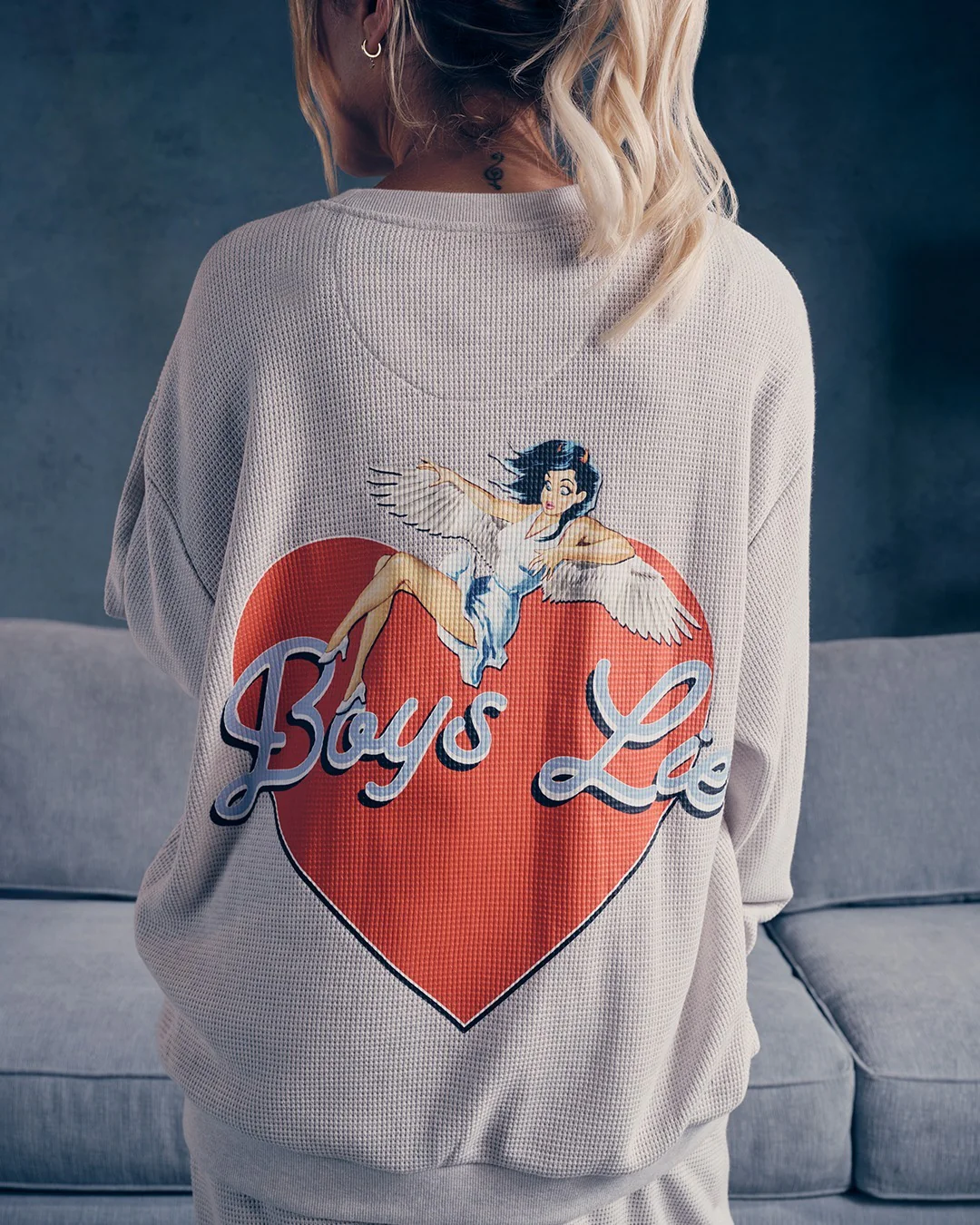 On The Edge V4 Kara Crewneck - Image 6