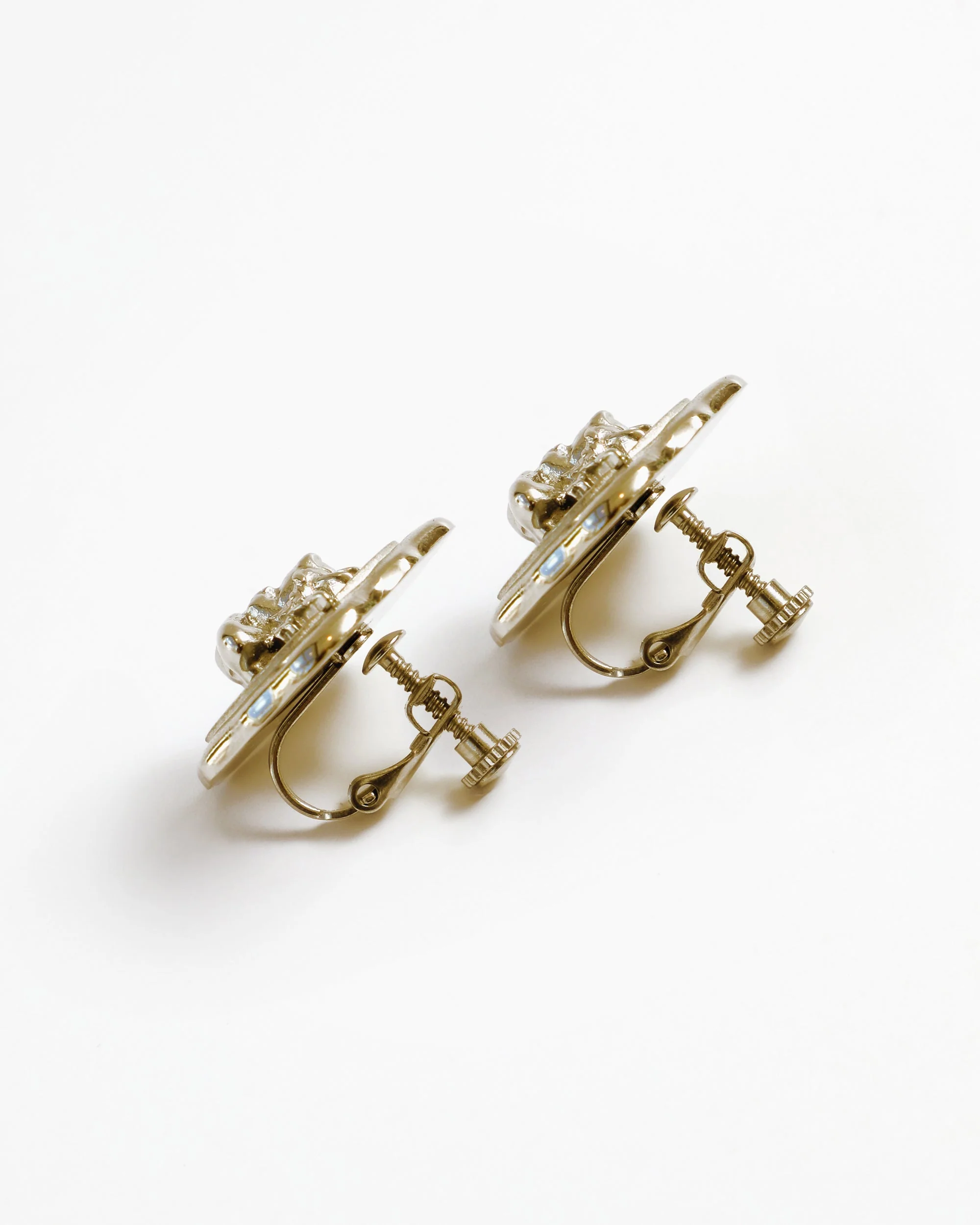 Sealed With a Kiss Gold Earrings - Image 2